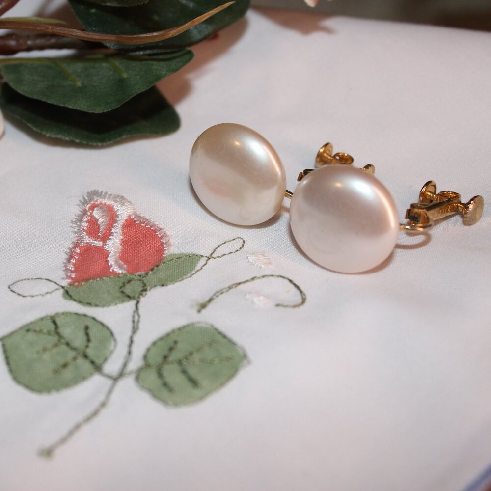 Vintage Marvella Faux Pearl Button Clip-On Earrings